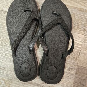 Sanuk Black Braided Sandals